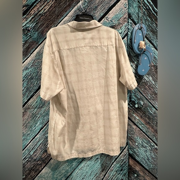 Mens Van Heusen XL short sleeve Sports Shirt 17 1/2 -5 - Picture 5 of 6